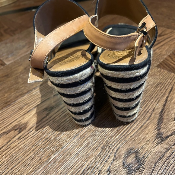 Stripey platform sandals. - Picture 2 of 3